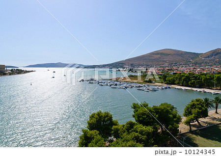 クロアチア トロギールの町並み クロアチア トロギールの町並み 10124345