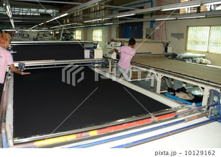 ミャンマー　繊維工場 10129162