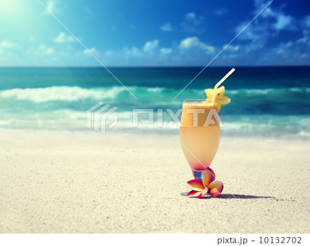 fresh fruit mix of juices on a tropical beach fresh fruit mix of juices on a tropical beach 10132702