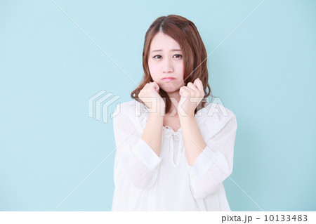 女性　ぶりっこ 10133483