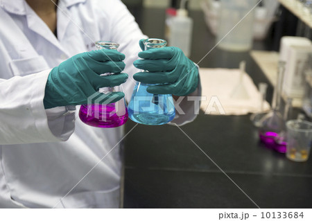 scientist working at the laboratory scientist working at the laboratory 10133684