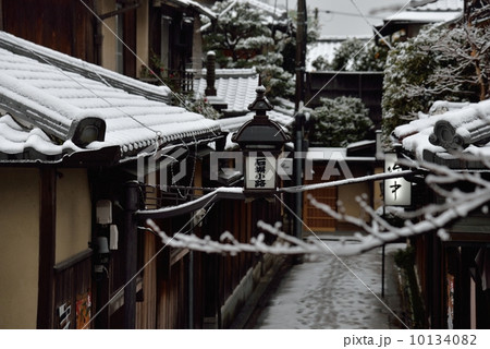 石塀小路の行灯 10134082