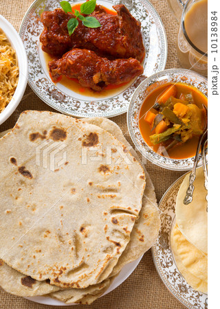 Indian dining 10138984