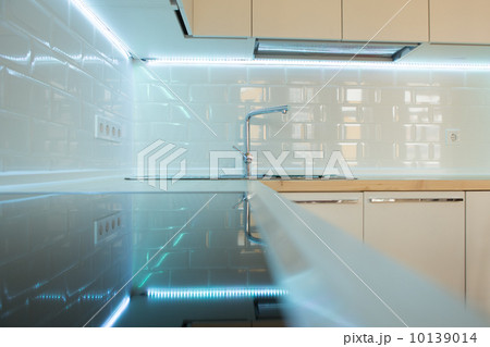 contemporary white kitchen interior. close up 10139014