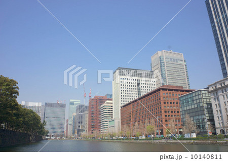 日比谷　皇居のお堀付近　快晴　 10140811