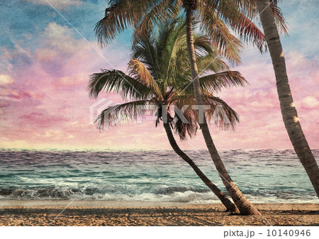Grunge Image Of Tropical Beach Grunge Image Of Tropical Beach 10140946