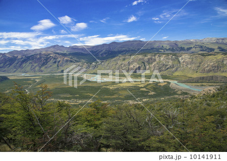パタゴニア地方のラス・ブエルタス川 パタゴニア地方のラス・ブエルタス川 10141911