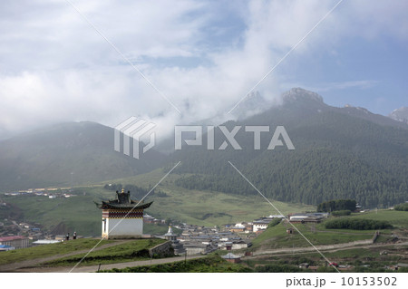 Landscape of sichuan, china 10153502