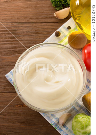 mayonnaise sauce in bowl 10153745