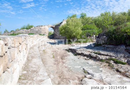 Chufut Kale ancient cave settlement (Crimea, Ukraine). 10154564