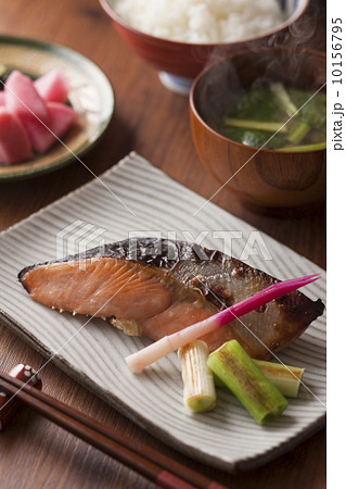 鮭の塩麹漬け焼き 鮭の塩麹漬け焼き 10156795