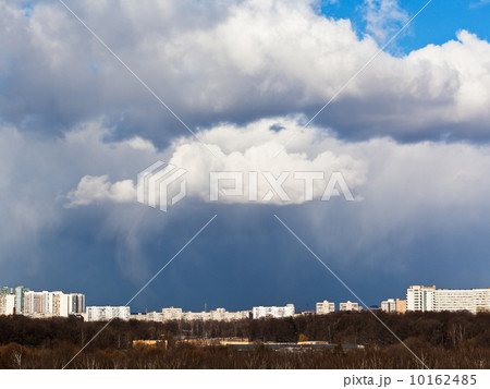 snow clouds over city 10162485