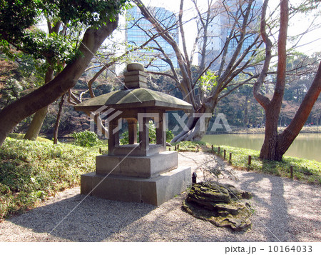小石川後楽園・異形灯籠 10164033