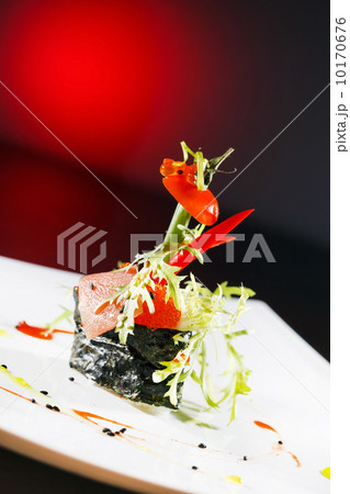 tasty sushi 10170676