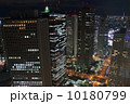 新宿高層ビルの夜景 10180799