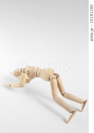 デッサン人形の土下座 10181280