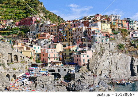 イタリア チンクエテッレ マナローラの町並み イタリア チンクエテッレ マナローラの町並み 10188067