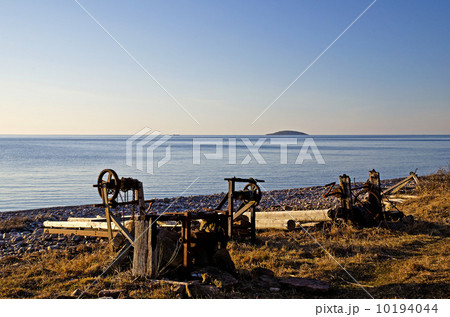 Old boat winches 10194044