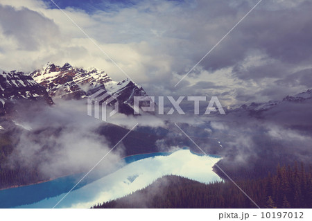 Canadian mountains Canadian mountains 10197012