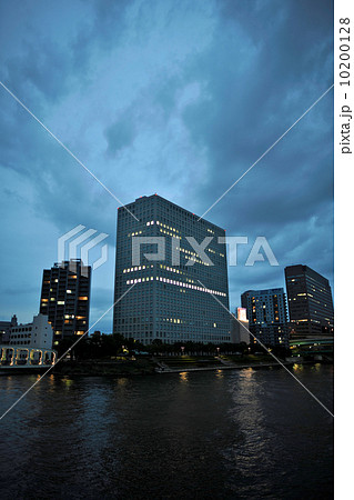 曇天の隅田川 10200128