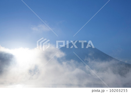 本栖湖からの日の出 10203255