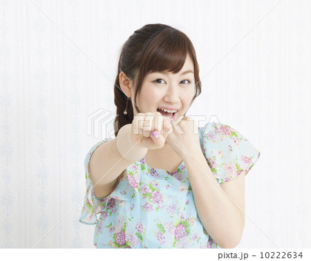 若い女性 10222634