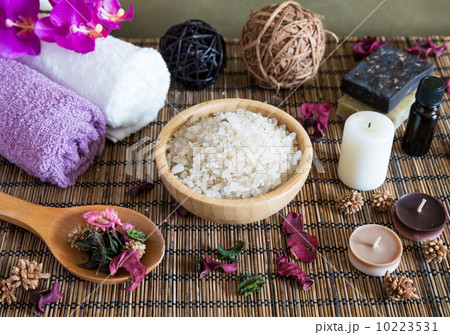 Spa with natural bath salt 10223531