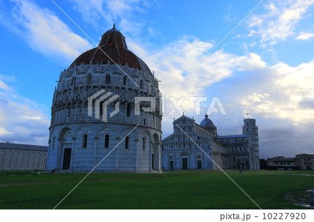 ピサ ピサ 10227920