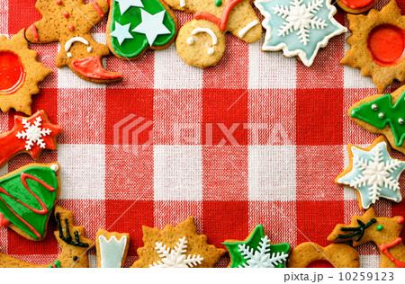Christmas gingerbread cookies 10259123