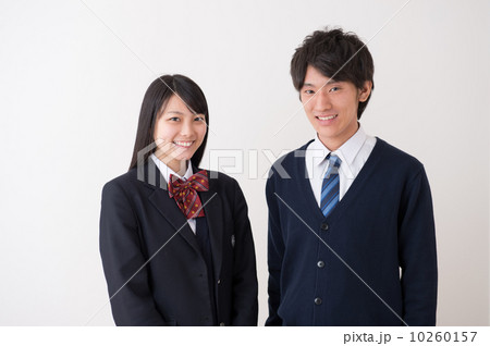 制服を着た高校生 制服を着た高校生 10260157