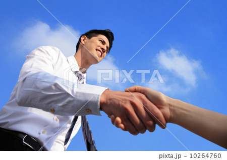 business people shaking hands 10264760
