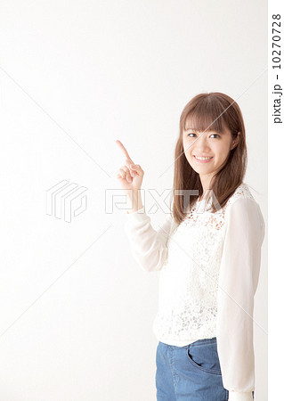 若い女性 10270728