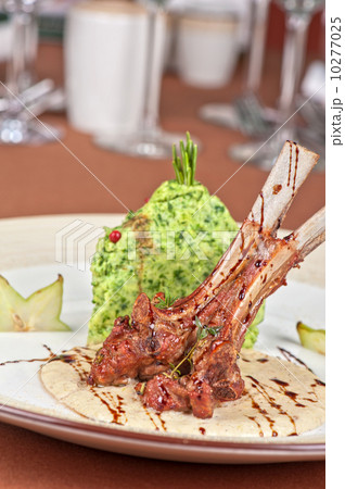 ribs calf 10277025