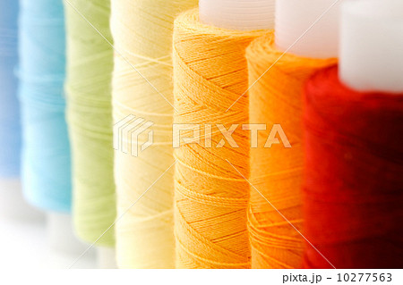 Multicoloured threads 10277563
