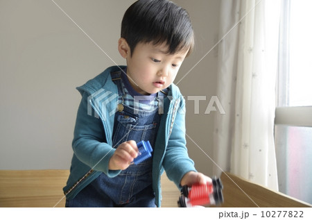 子供 子供 10277822