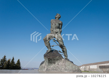 Monument to the Soviet Tatar poet and resistance fighter Musa Dz 10278225