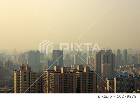 PM2.5で霞む中国の都市部 10279878