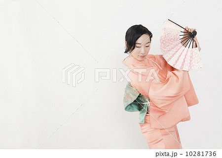 和服女性 日本舞踊の写真素材
