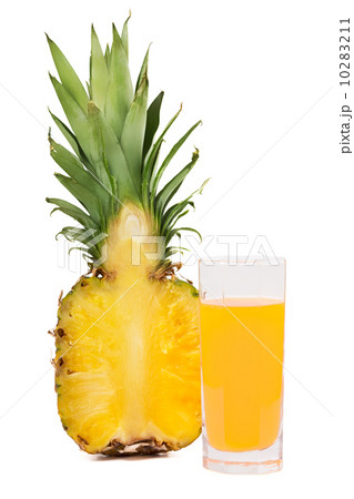 Fresh pineapple juice 10283211