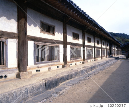 海印寺大蔵経板殿 10290237
