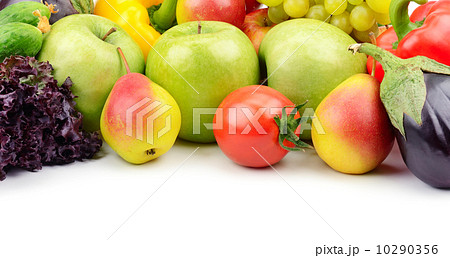 fruits and vegetables 10290356