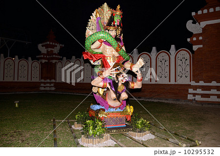 インドネシア　バリ島　ニュピ 10295532