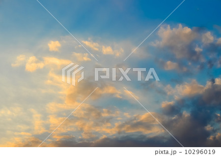 夕方 10296019