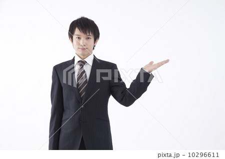 若いビジネスマン 10296611