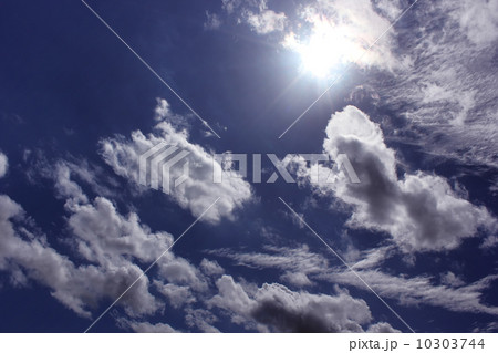 beautiful clouds and sun 10303744