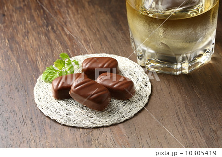 ブランデーとチョコレート ブランデーとチョコレート 10305419