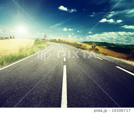 asphalt road in Tuscany Italy 10306717