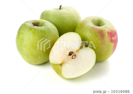 Three and half ripe apples 10316086