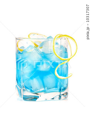 Blue alcohol cocktail 10317307
