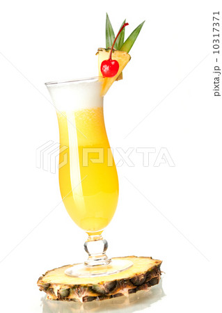 Cocktail collection: Pina Colada on pineapple slice Cocktail collection: Pina Colada on pineapple slice 10317371